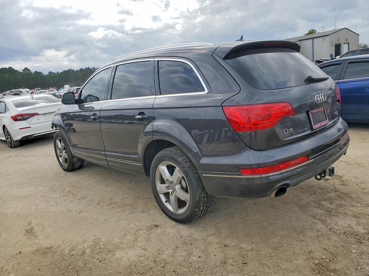 2015 AUDI Q7