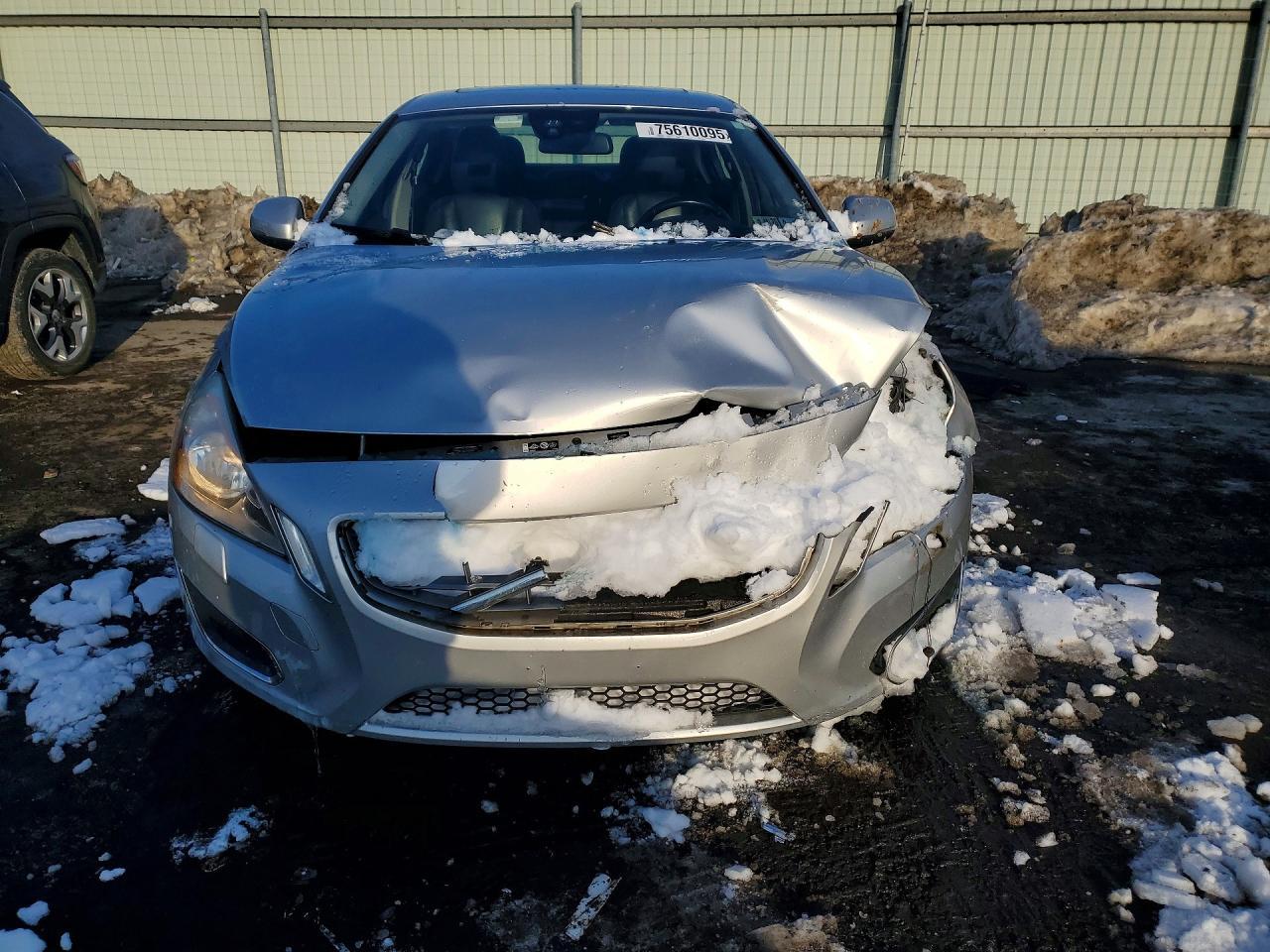 2012 VOLVO S60