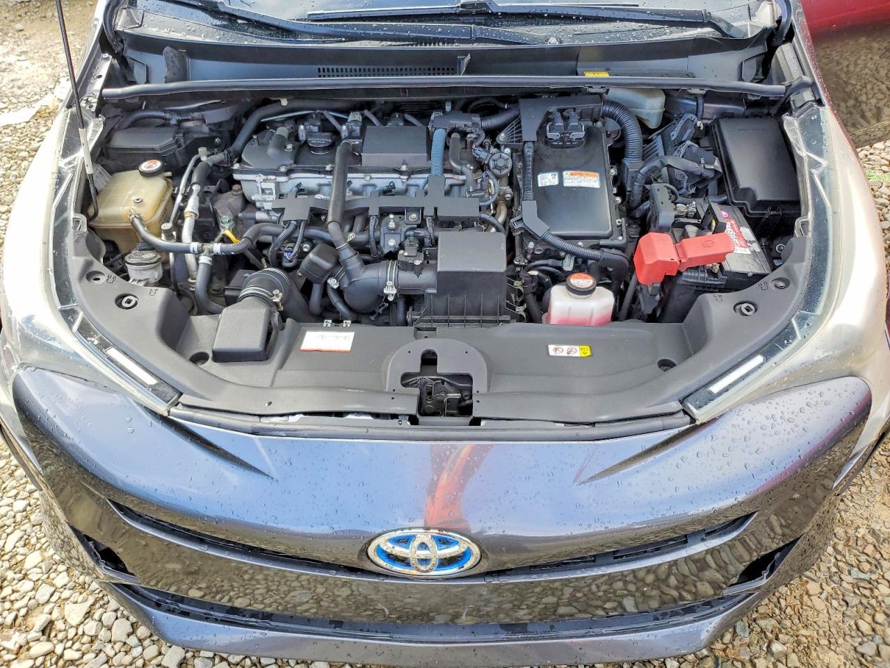 2016 TOYOTA PRIUS