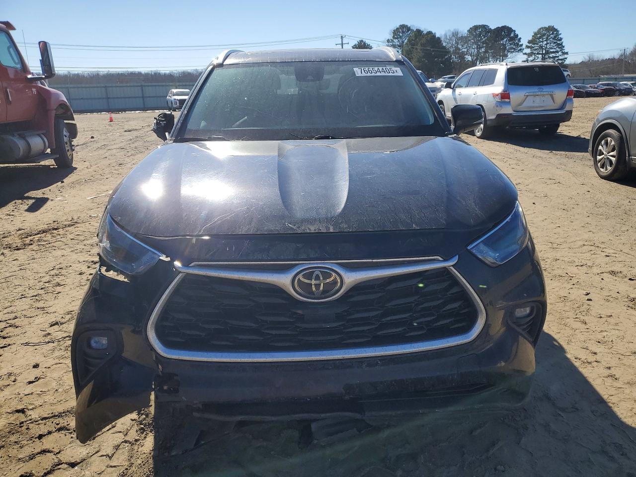 2022 TOYOTA HIGHLANDER
