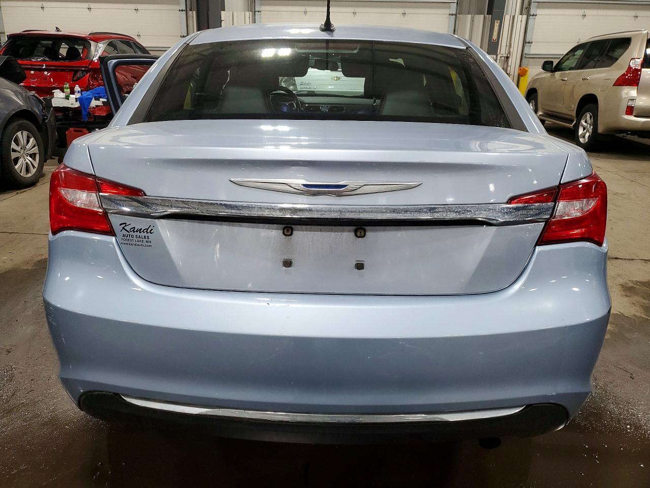 2012 CHRYSLER 200