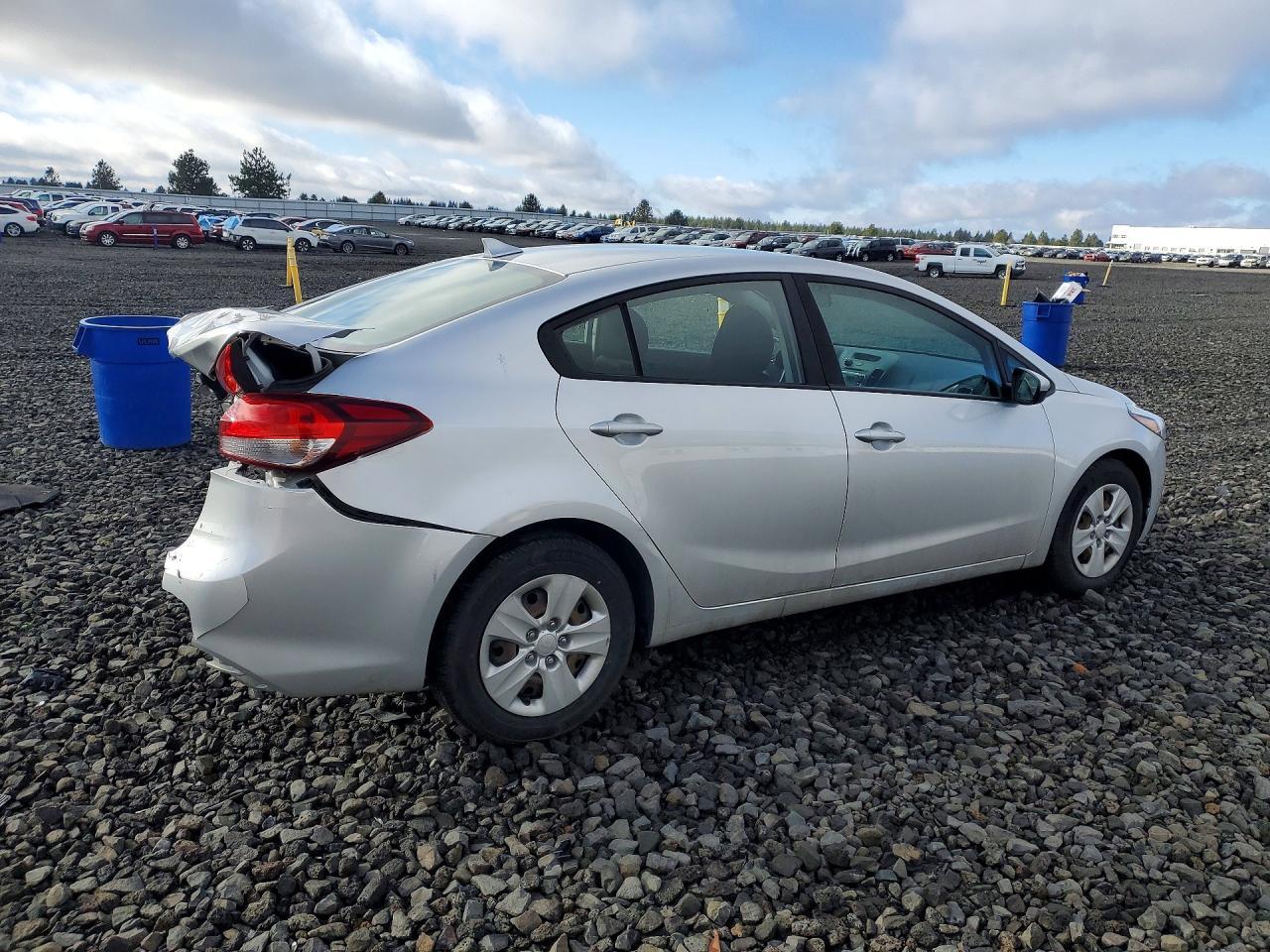 2017 KIA FORTE