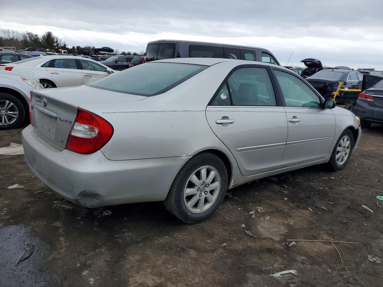2004 TOYOTA CAMRY