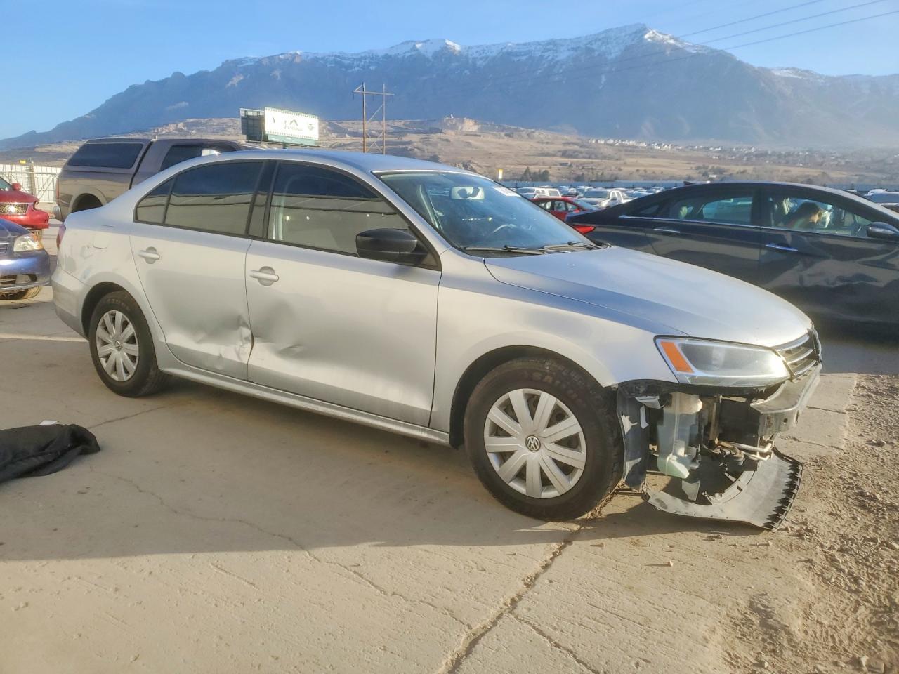 2016 VOLKSWAGEN JETTA
