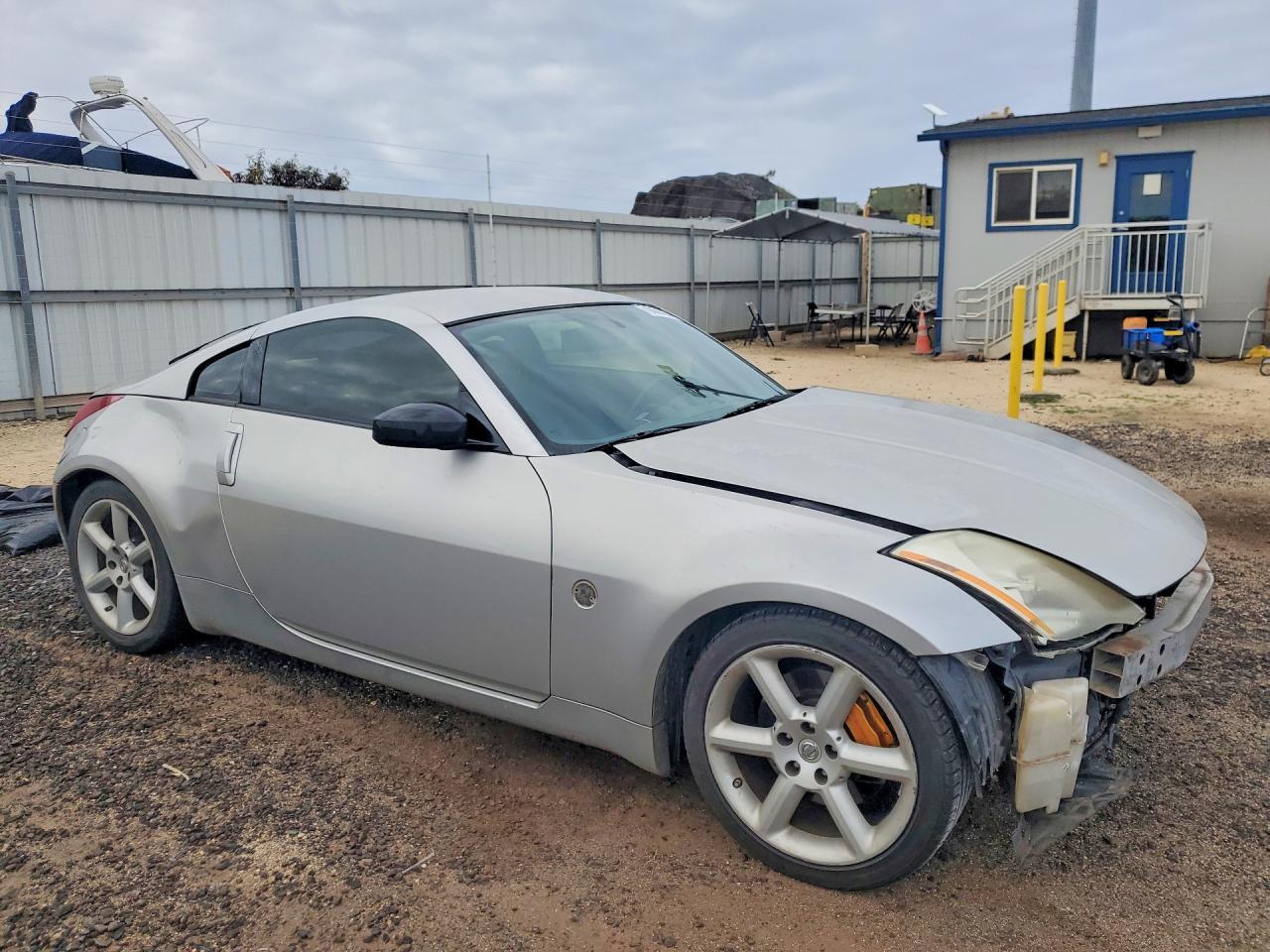 2003 NISSAN 350Z