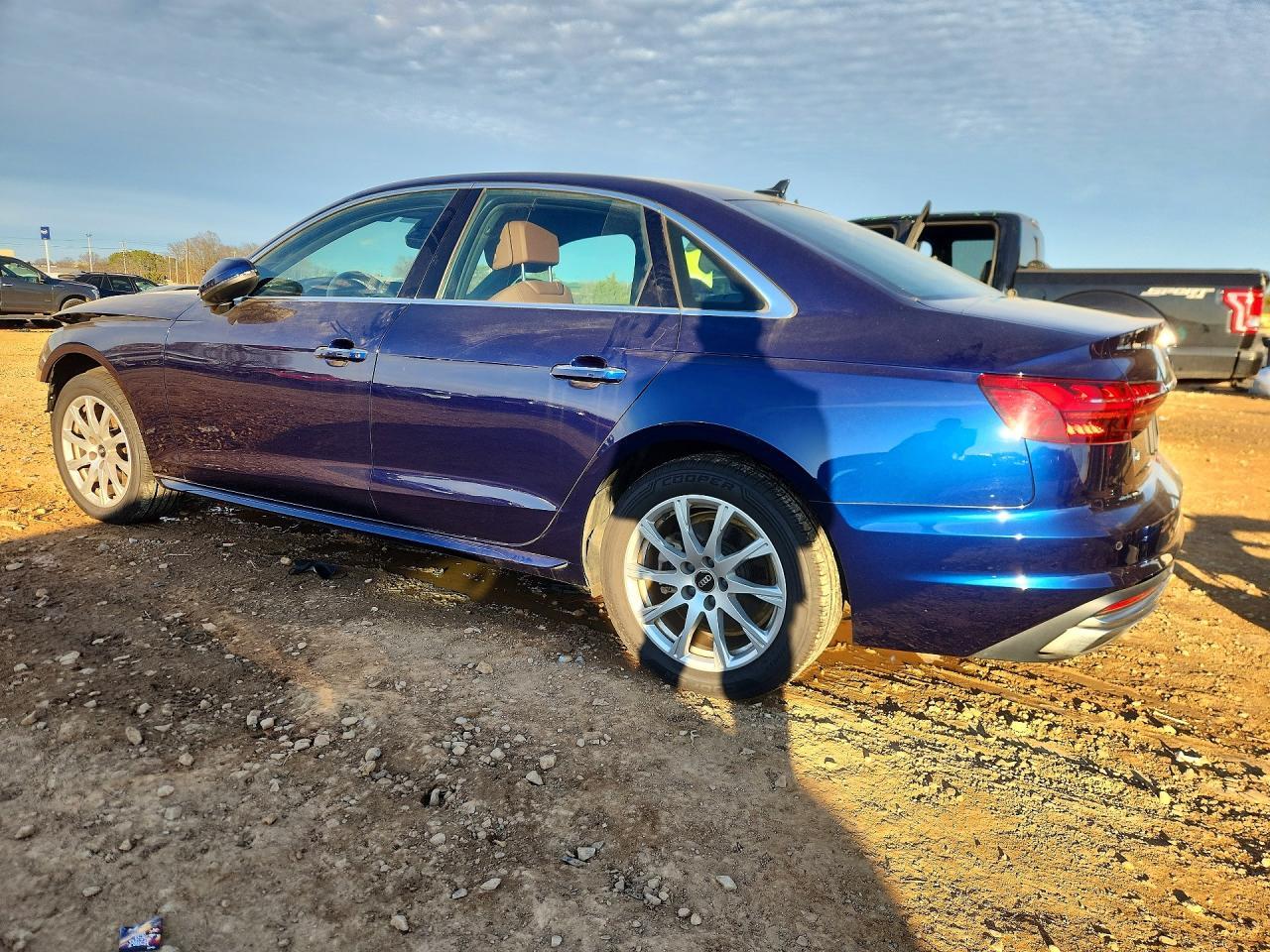 2022 AUDI A4