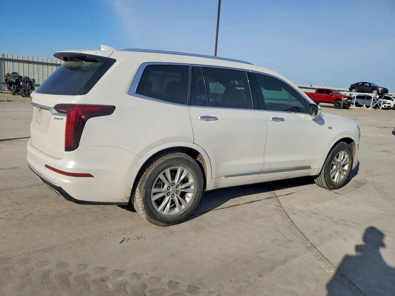 2021 CADILLAC XT6
