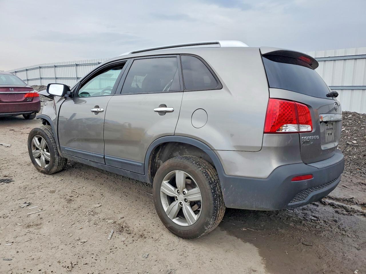2013 KIA SORENTO