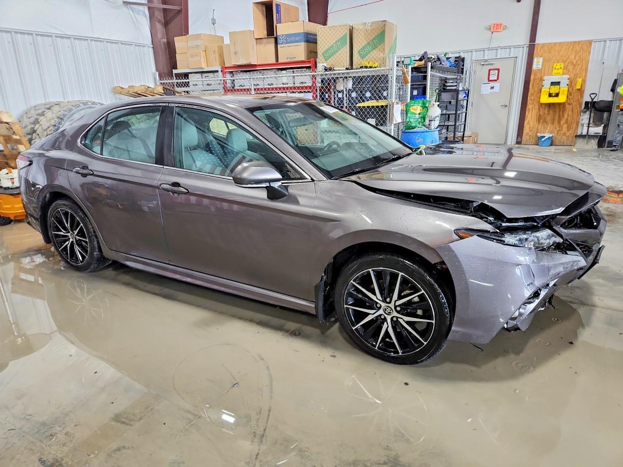 2022 TOYOTA CAMRY
