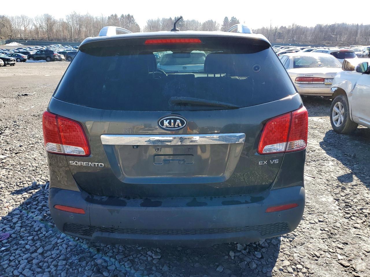 2011 KIA SORENTO