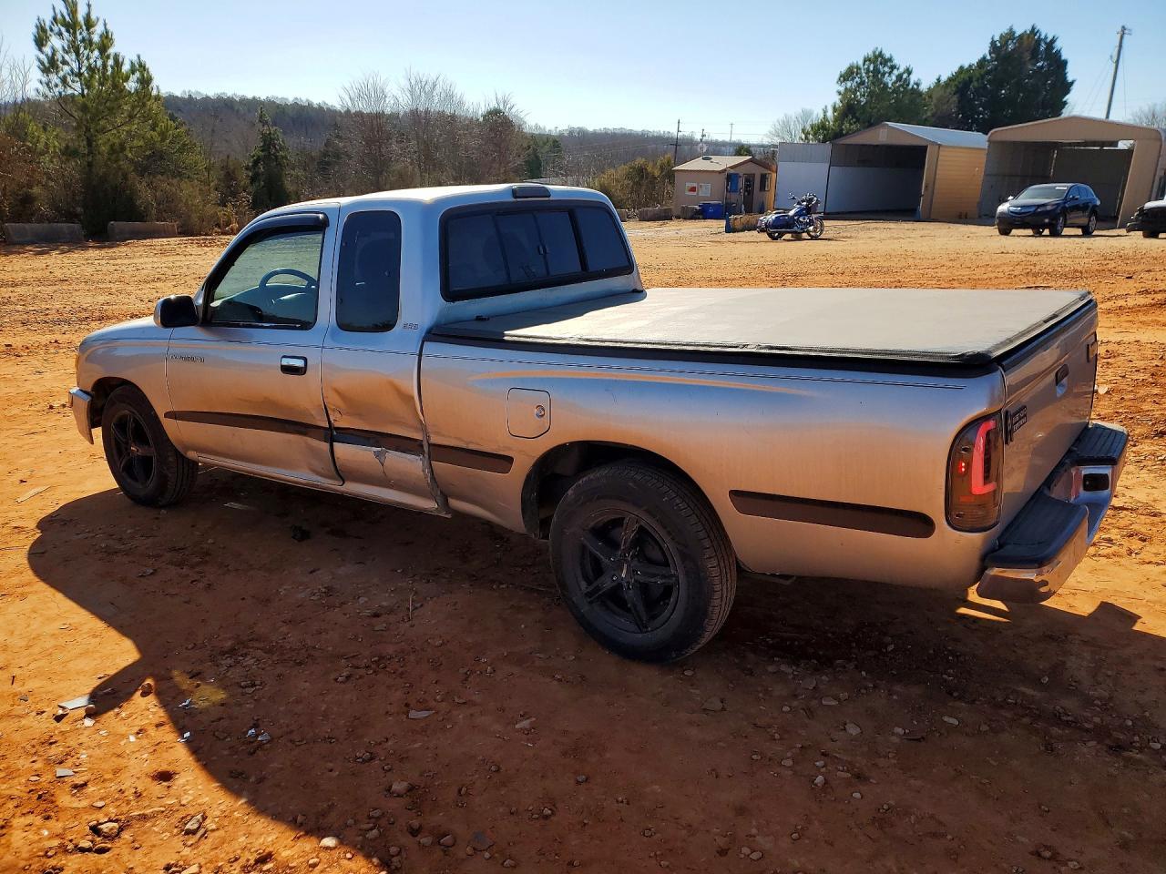 2000 TOYOTA TACOMA