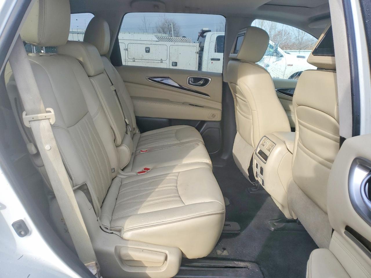 2016 Infinity Qx60
