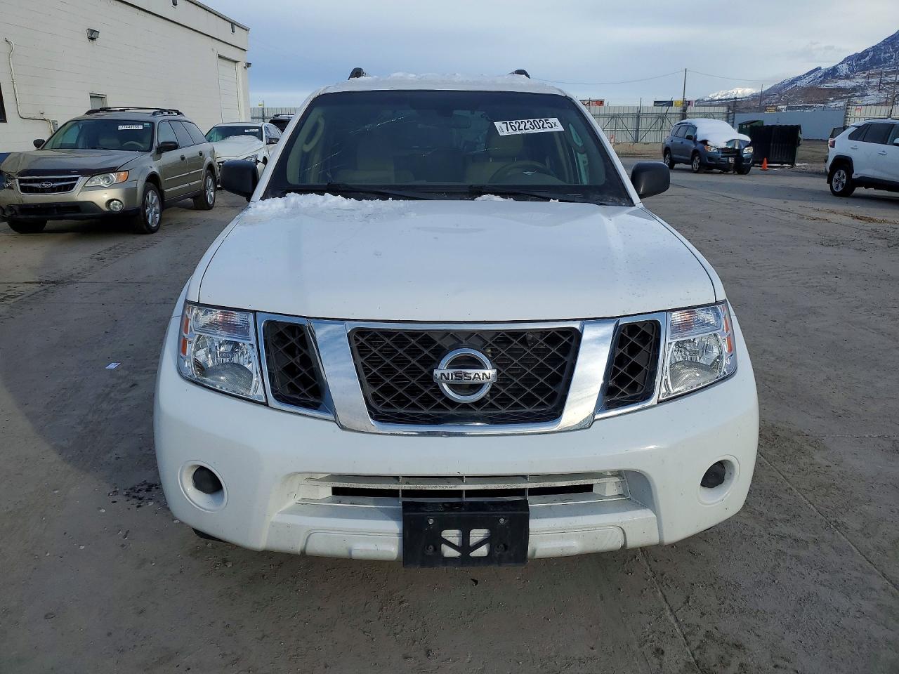 2011 NISSAN PATHFINDER