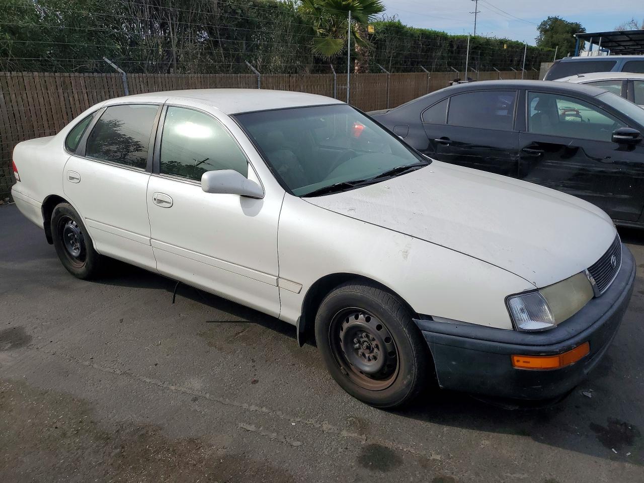 1997 TOYOTA Avalon