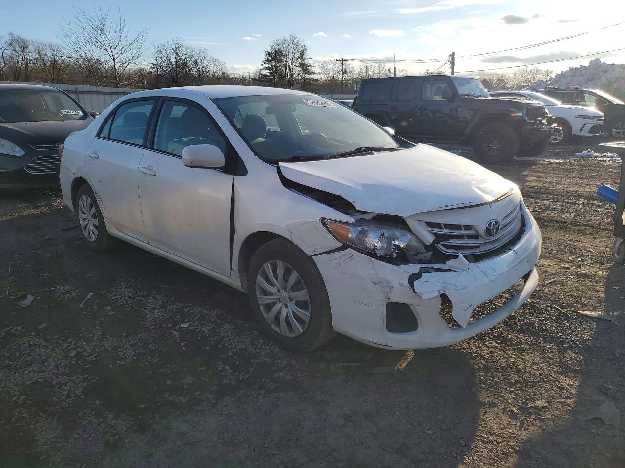 2013 TOYOTA COROLLA