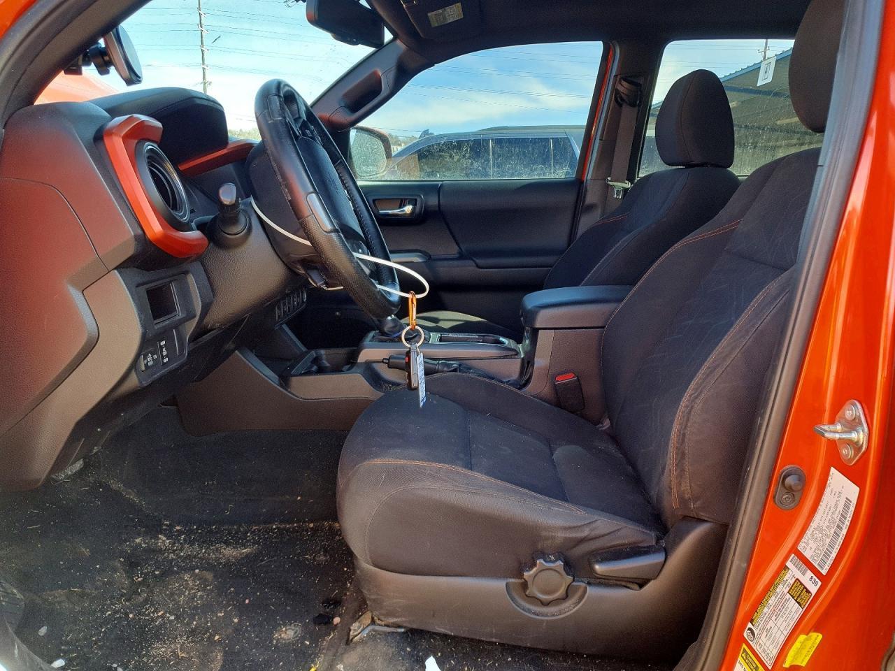 2016 TOYOTA TACOMA