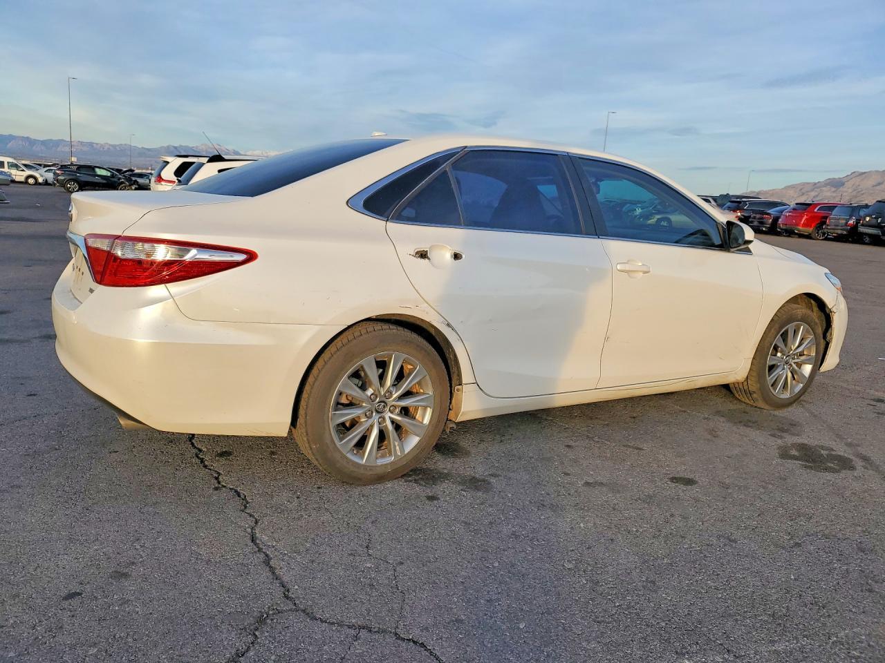 2017 TOYOTA CAMRY