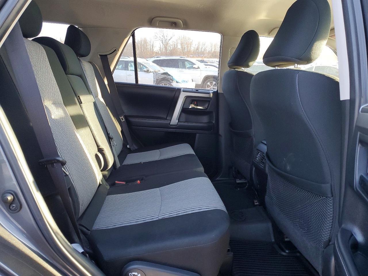 2016 TOYOTA 4Runner