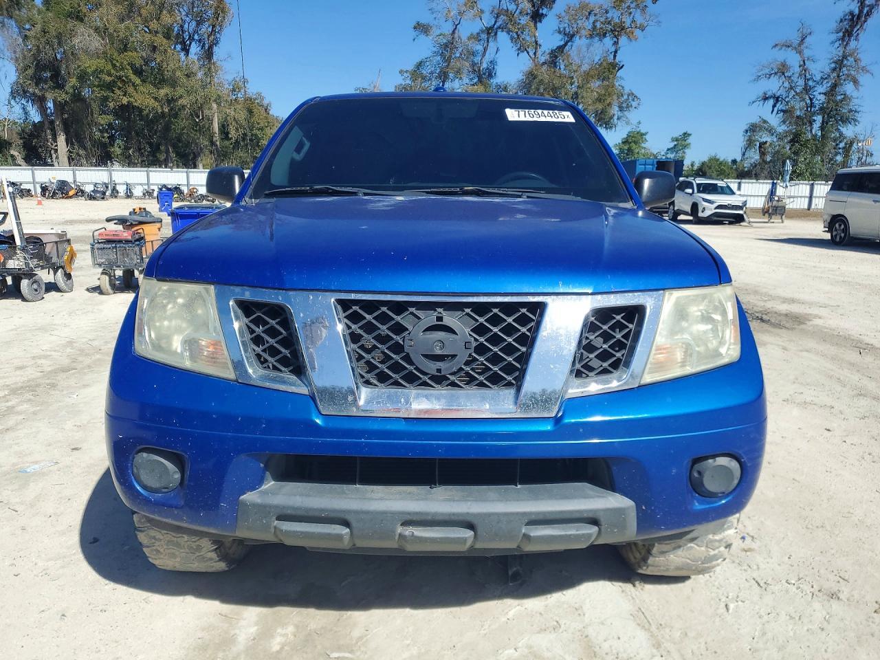 2015 NISSAN Frontier