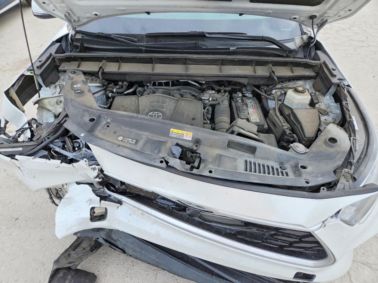 2022 TOYOTA HIGHLANDER