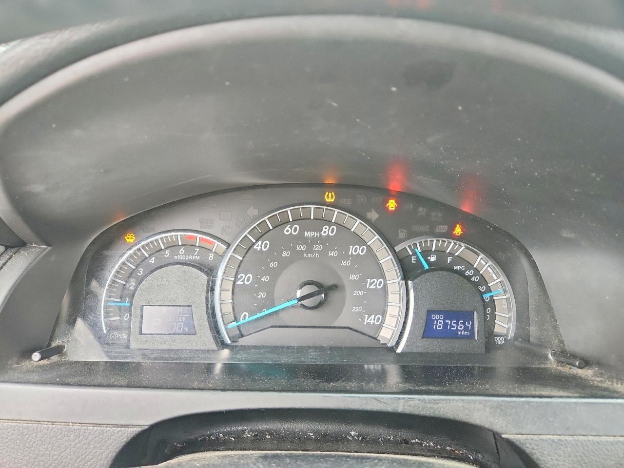2013 TOYOTA CAMRY