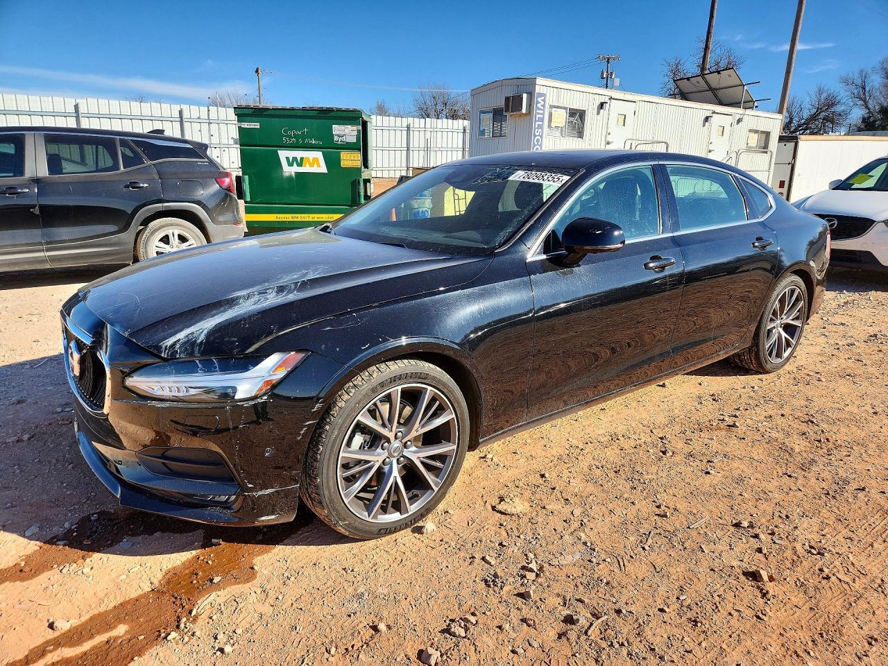 2018 VOLVO S90