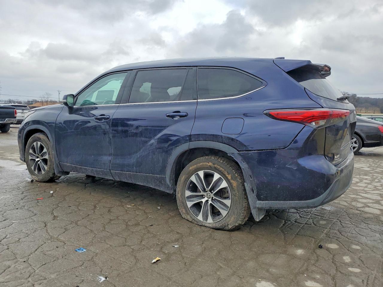 2021 TOYOTA HIGHLANDER