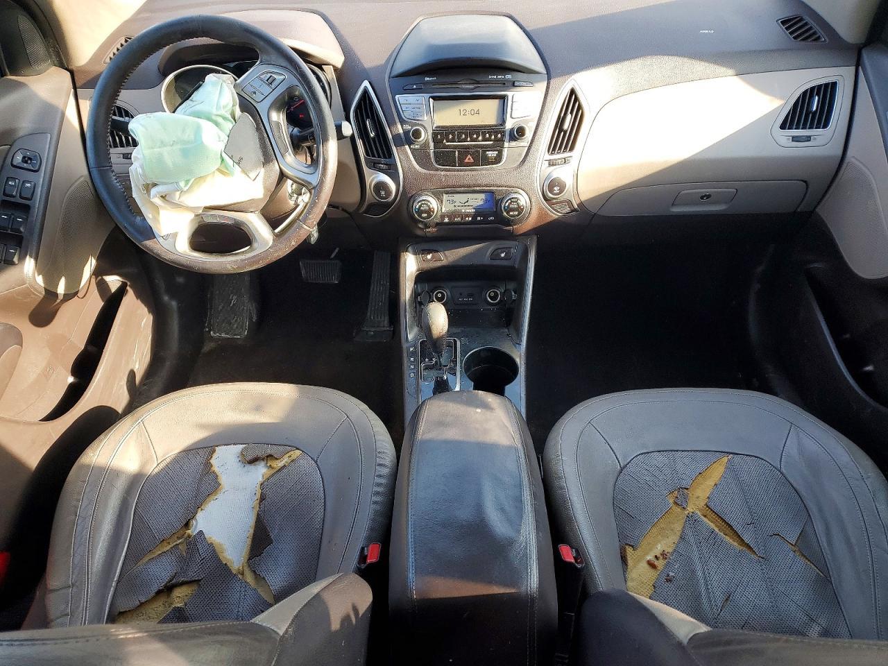2011 HYUNDAI TUCSON