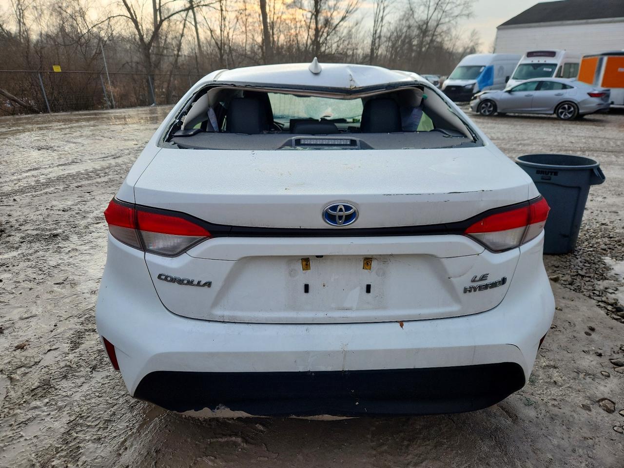 2024 TOYOTA COROLLA