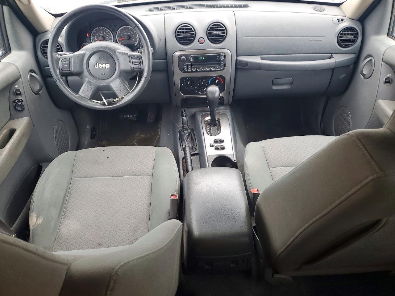 2005 JEEP Liberty