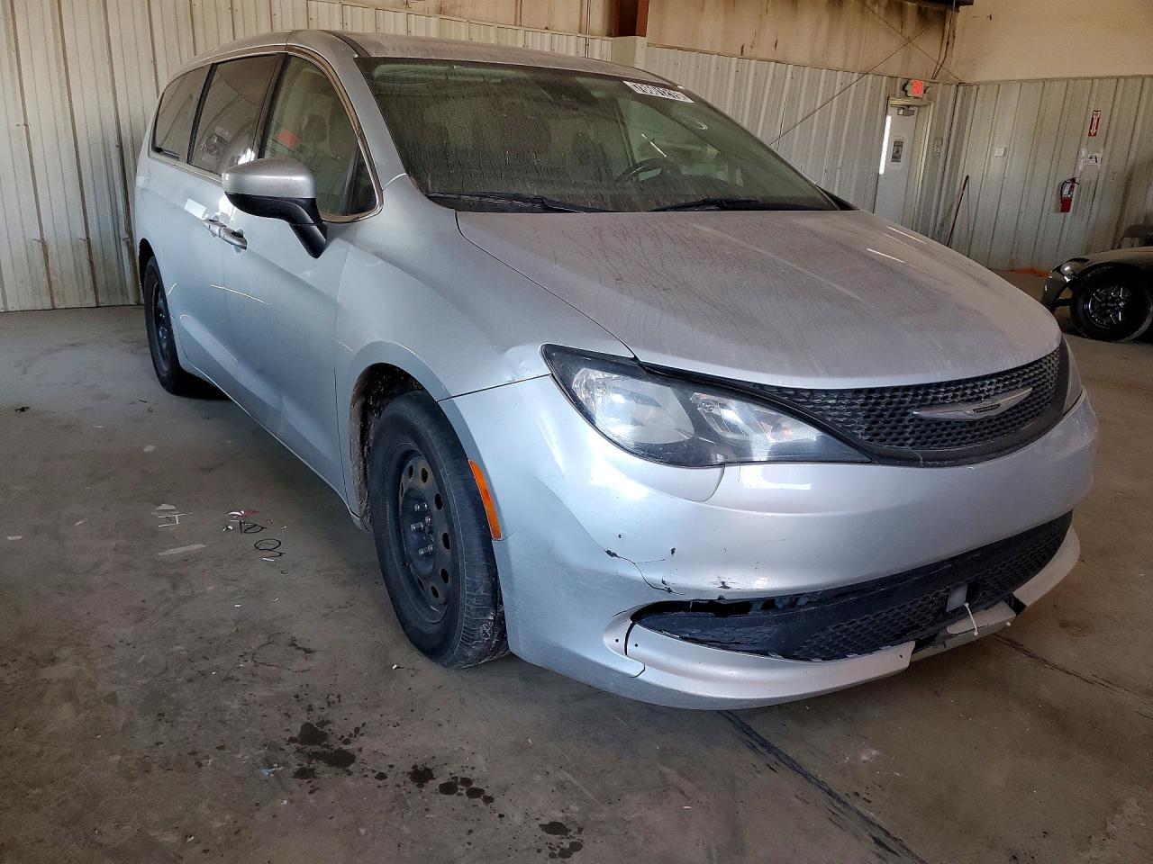 2023 CHRYSLER Voyager
