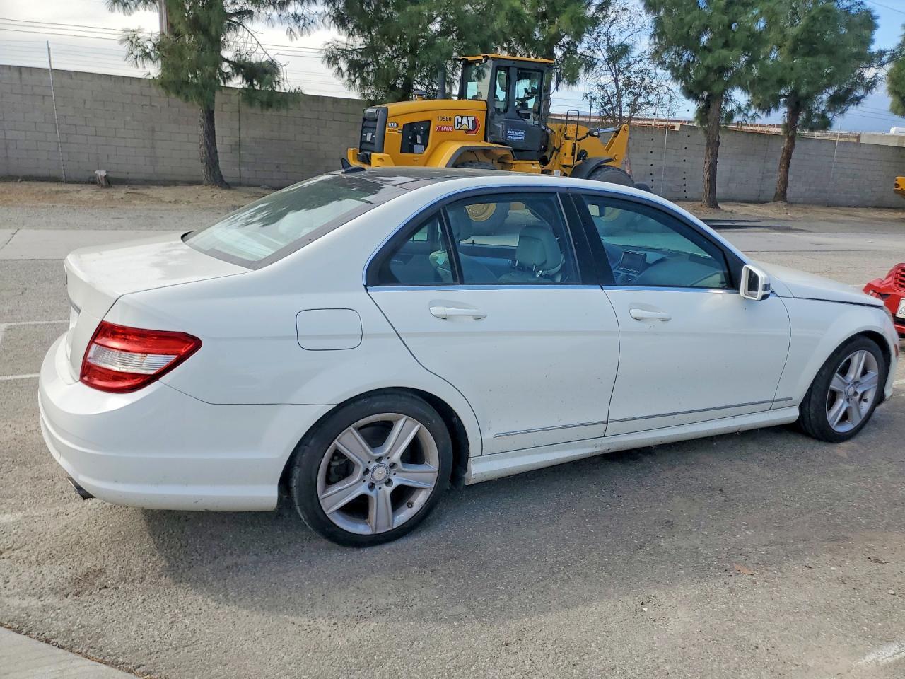 2011 MERCEDES-BENZ C-CLASS