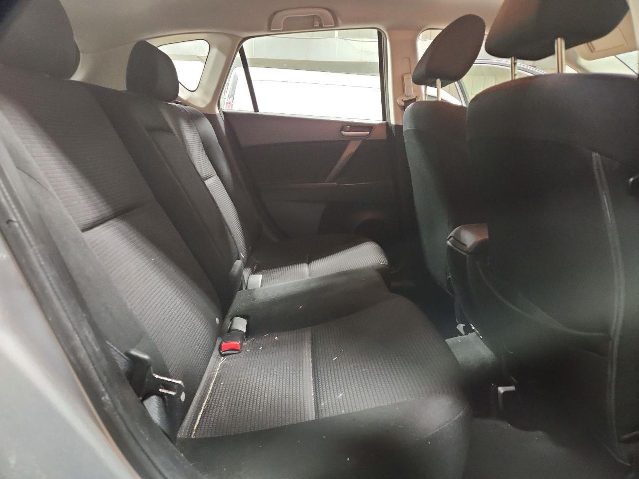 2013 MAZDA 3