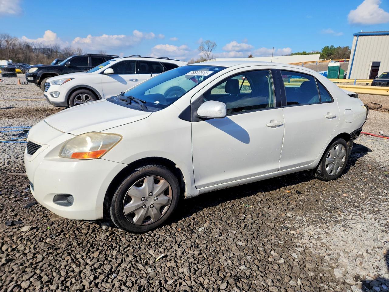 2011 TOYOTA YARIS