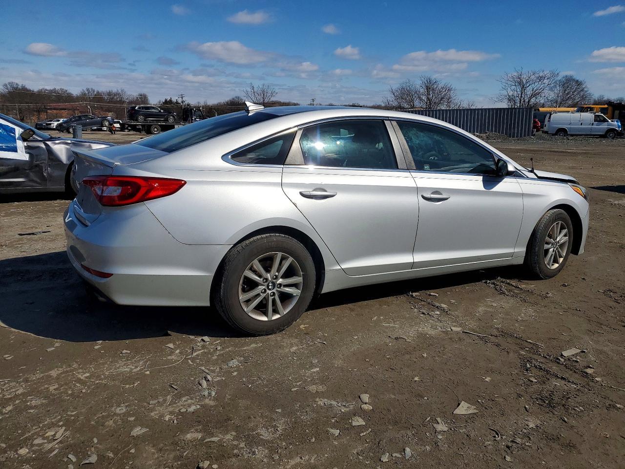 2016 HYUNDAI SONATA