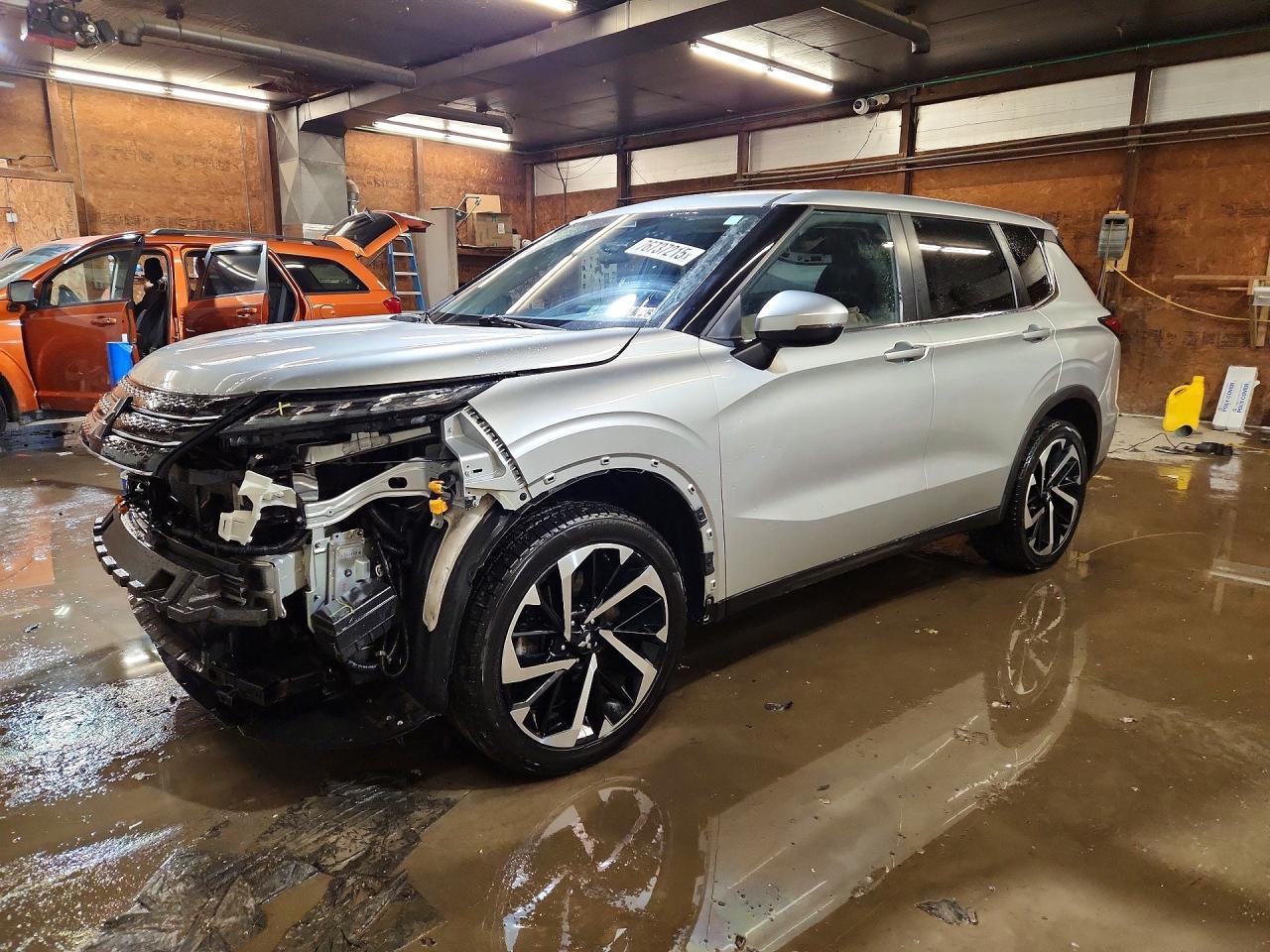 2022 MITSUBISHI outlander