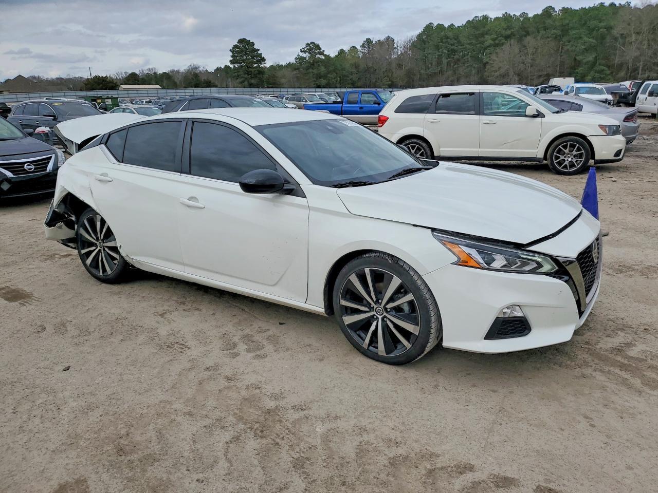 2021 NISSAN ALTIMA