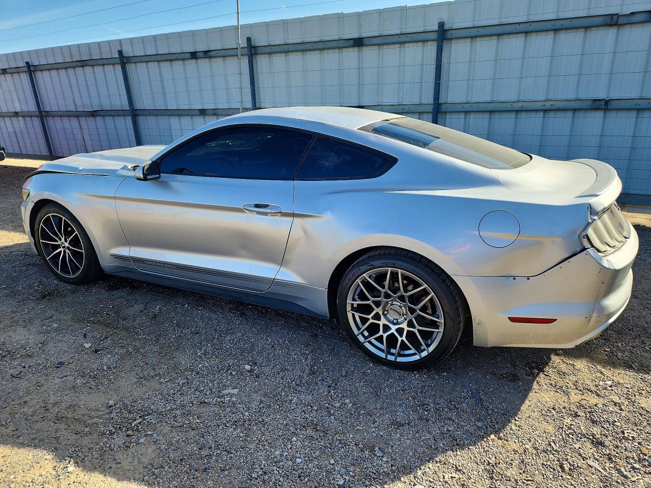 2015 FORD MUSTANG