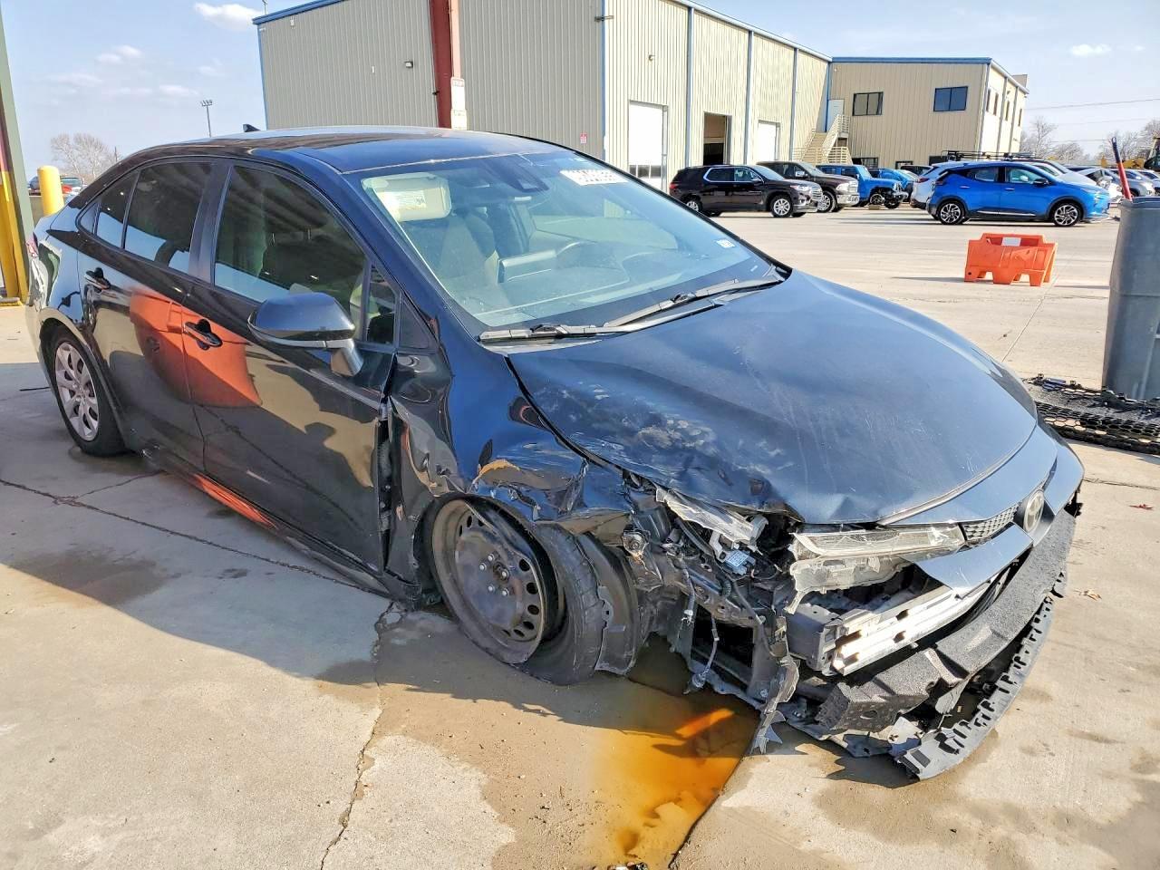 2021 TOYOTA COROLLA
