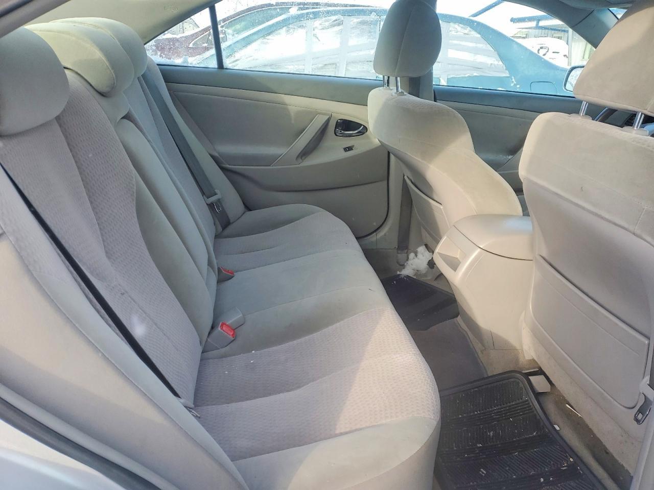 2010 TOYOTA CAMRY