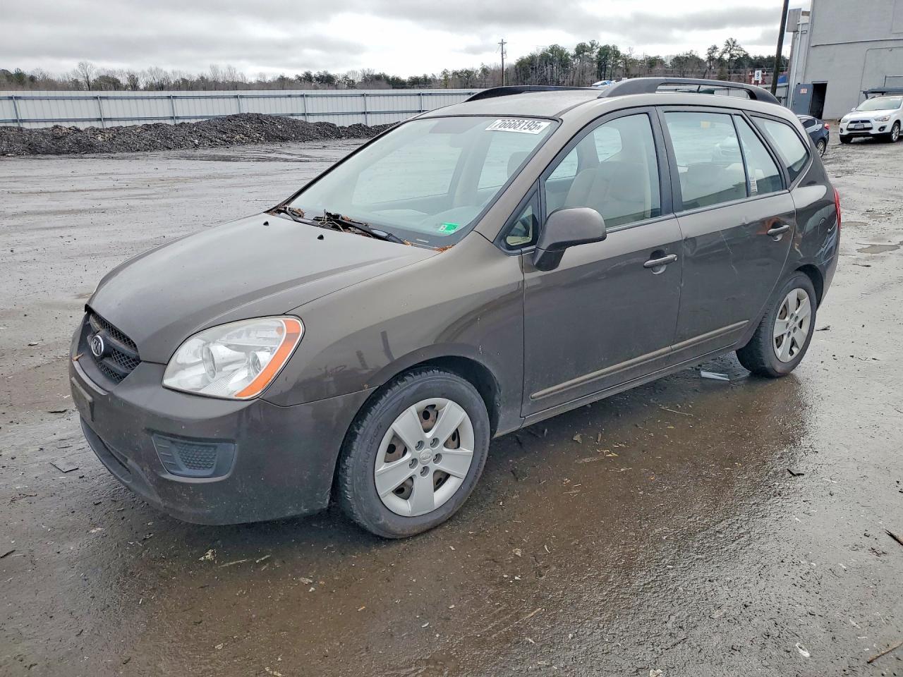 2009 KIA RONDO