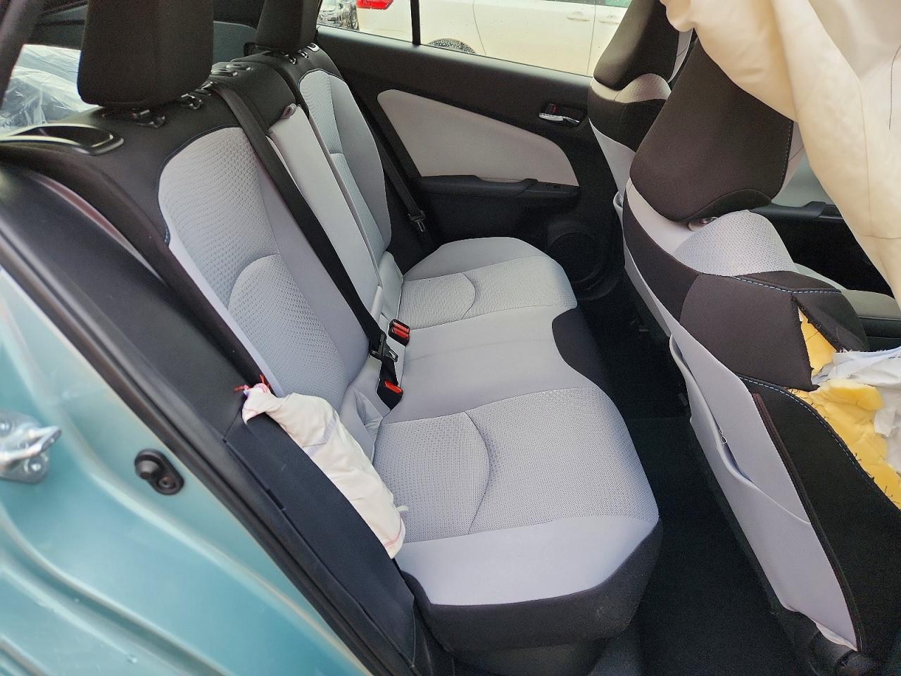 2022 TOYOTA PRIUS