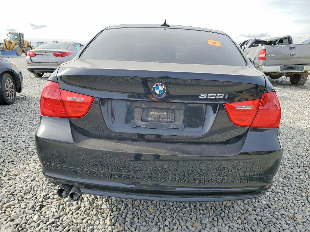 2011 BMW 3 SERIES