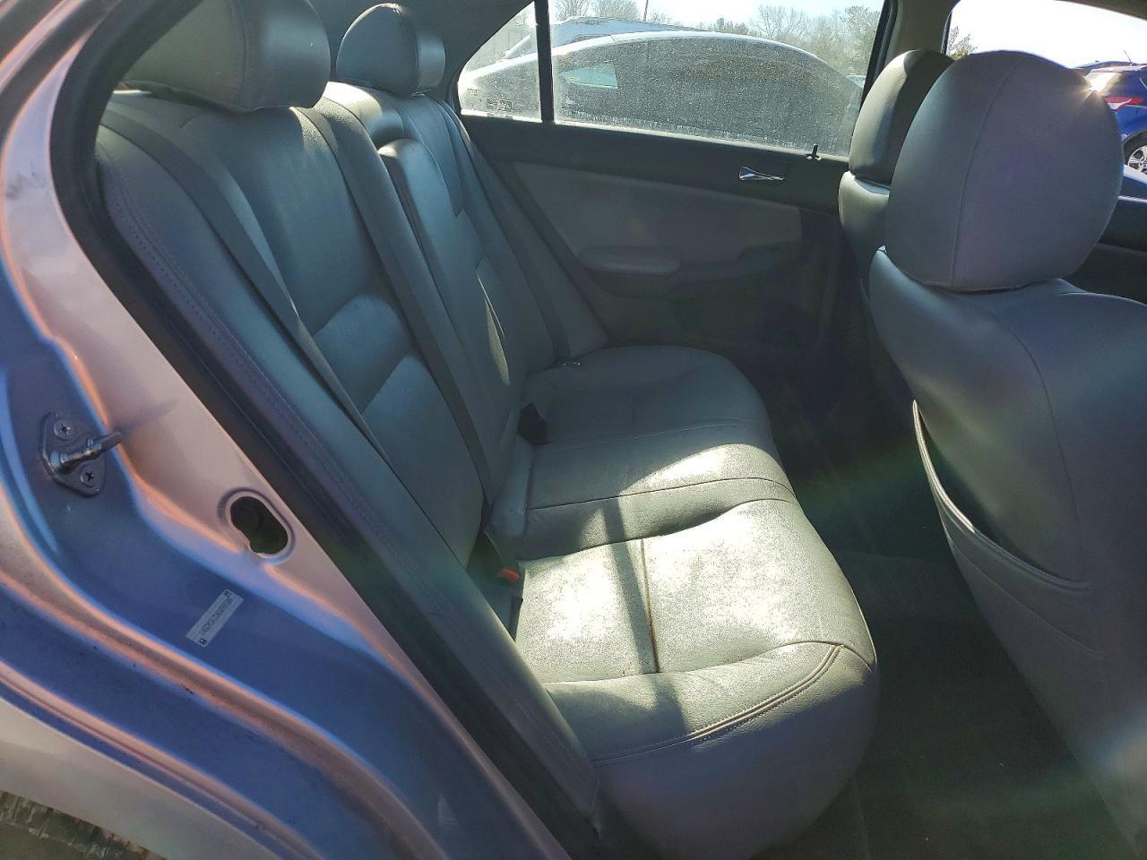 2004 HONDA ACCORD