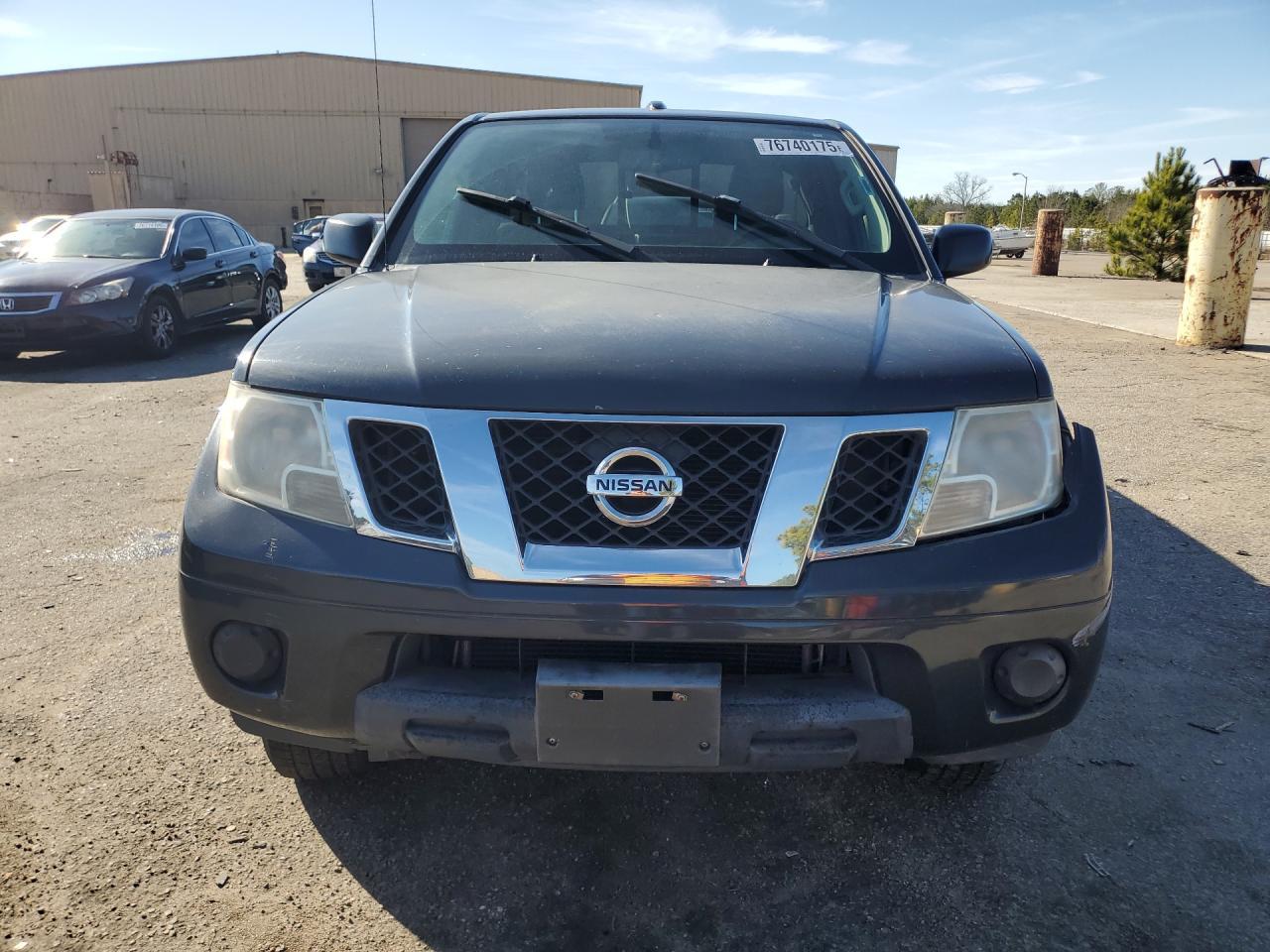 2012 NISSAN Frontier