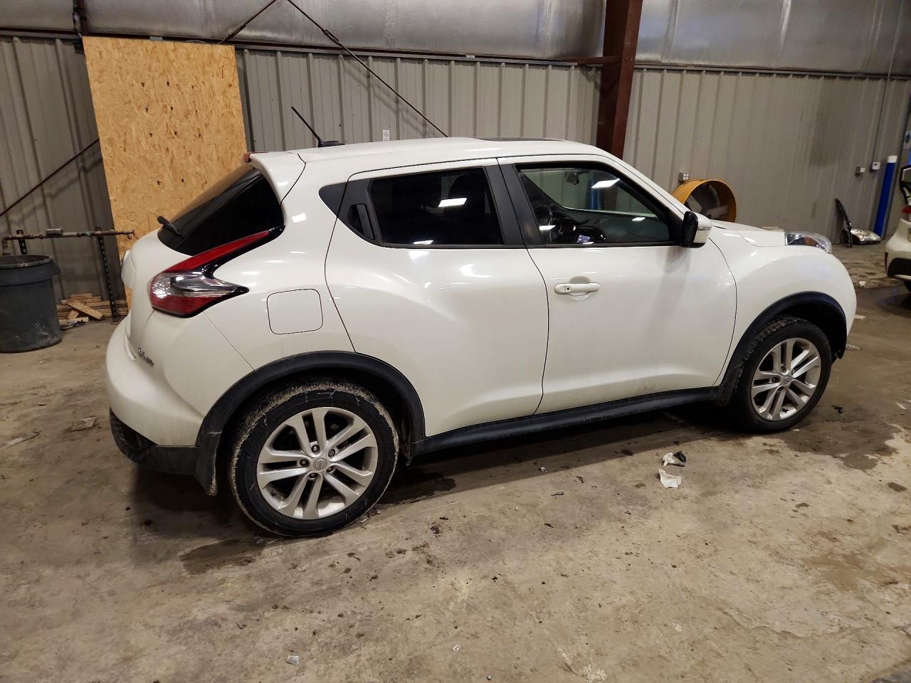 2015 NISSAN Juke
