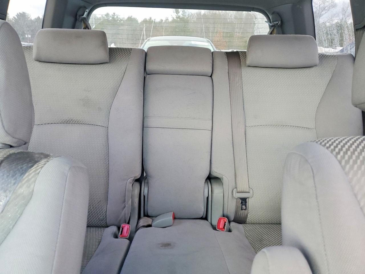 2005 TOYOTA HIGHLANDER