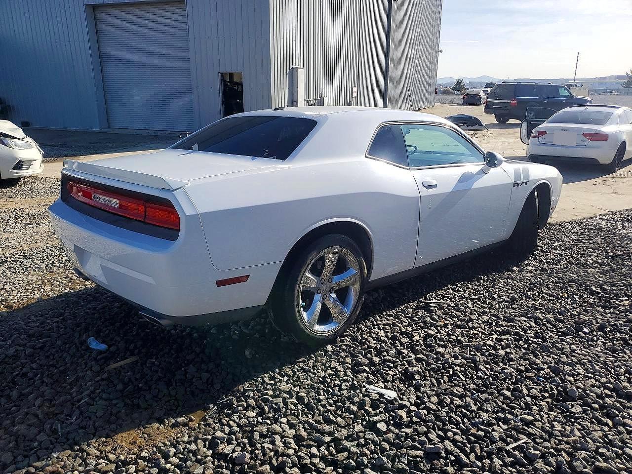 2013 DODGE Challenger