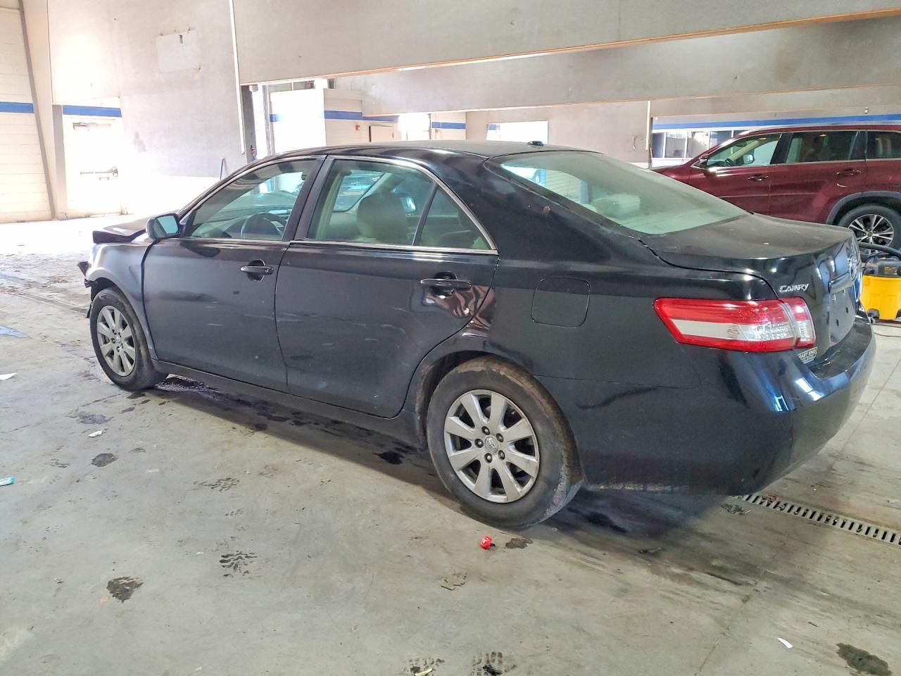 2010 TOYOTA CAMRY