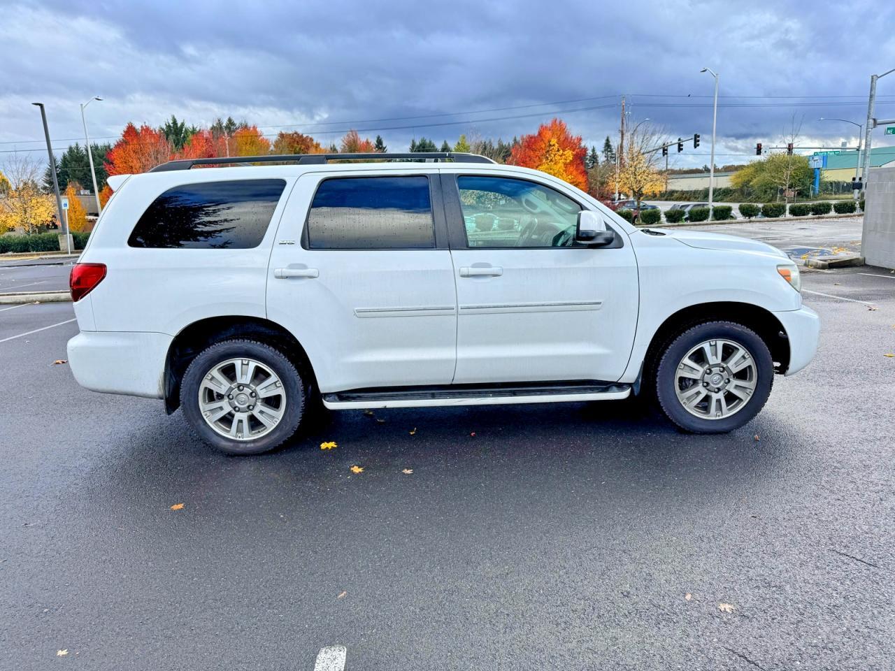2008 TOYOTA Sequoia